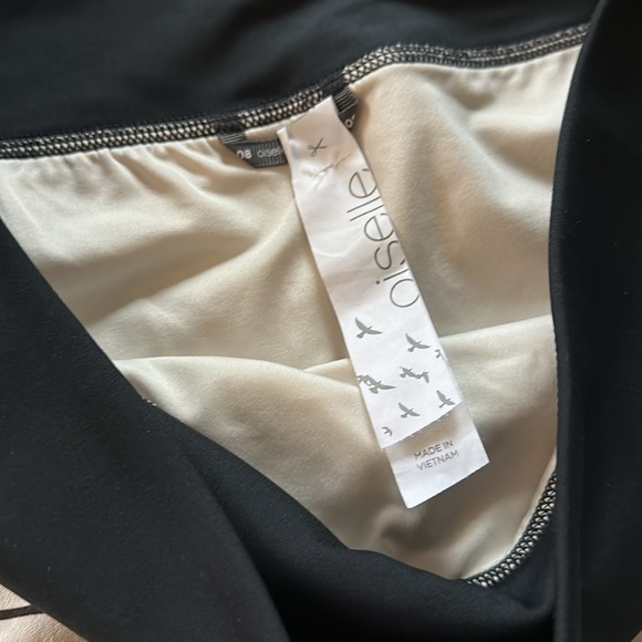 Oiselle High Rise Roga - Size 8, color is cream and Black - Picture 2 of 7